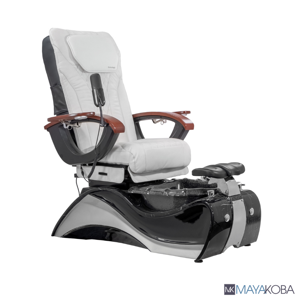 FIOR Spa làm móng chân có ghế EX-R của Mayakoba